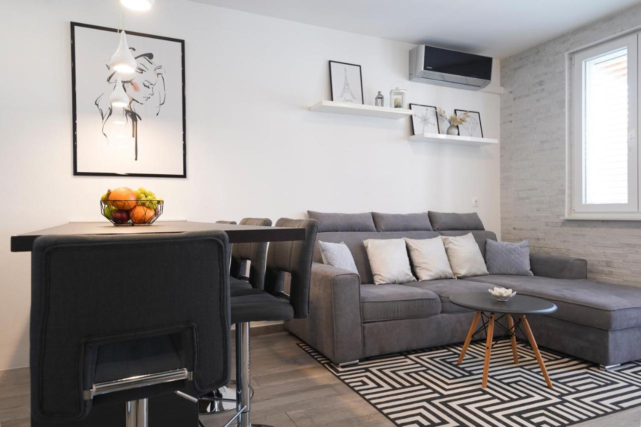 Modern Apartments With Loggia Terrace And Parking Zadar Exterior foto
