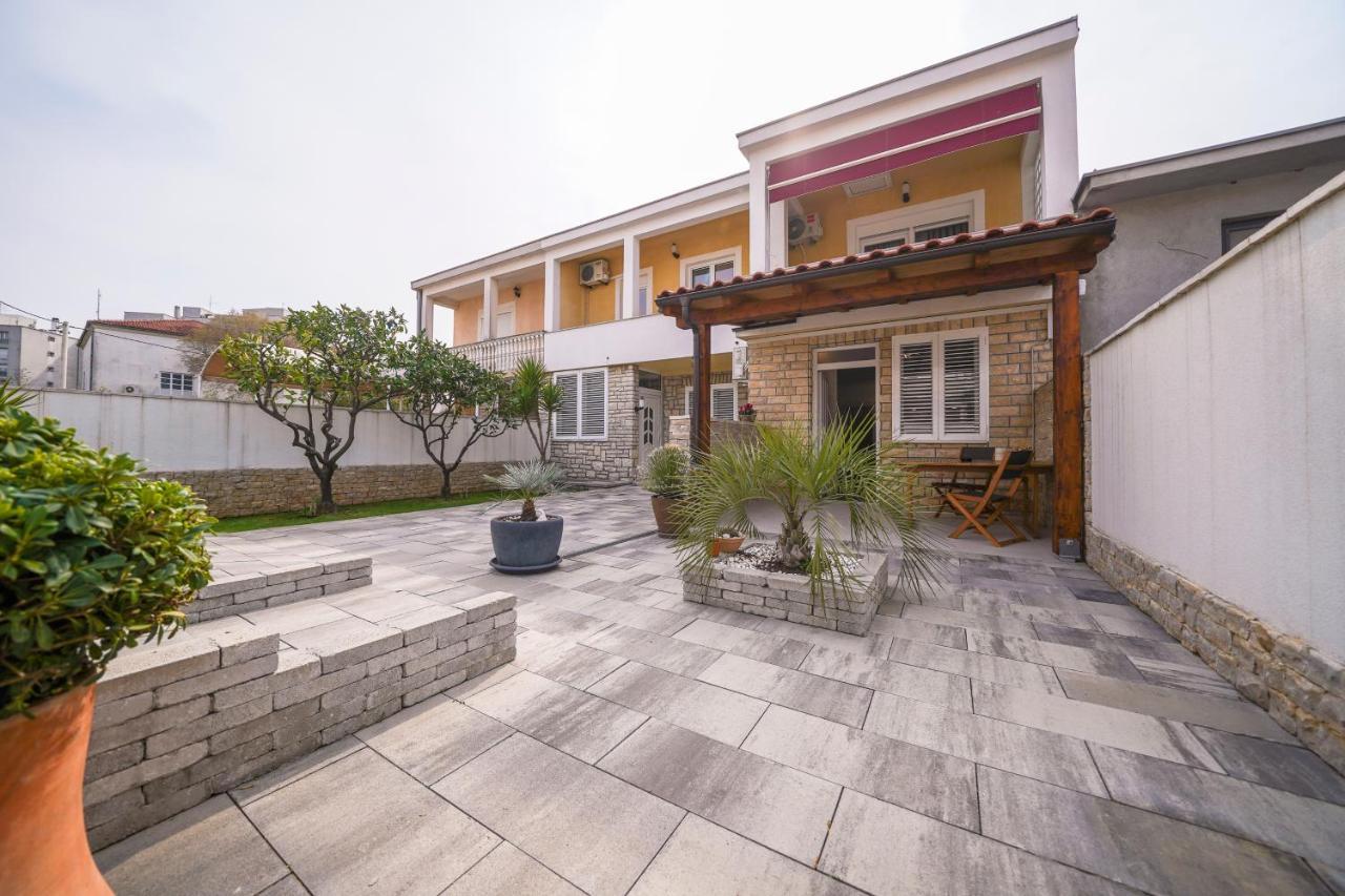 Modern Apartments With Loggia Terrace And Parking Zadar Exterior foto