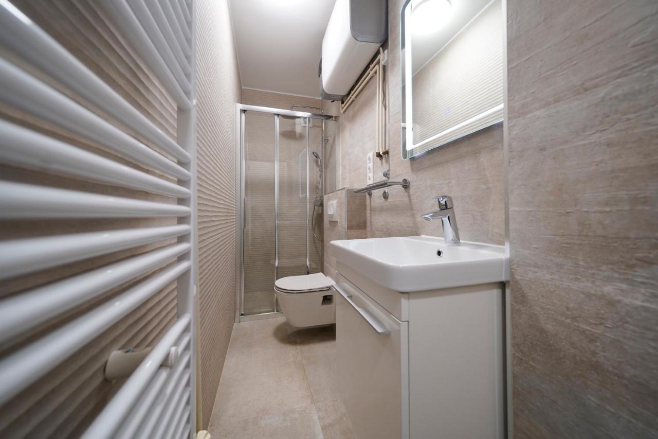 Modern Apartments With Loggia Terrace And Parking Zadar Exterior foto